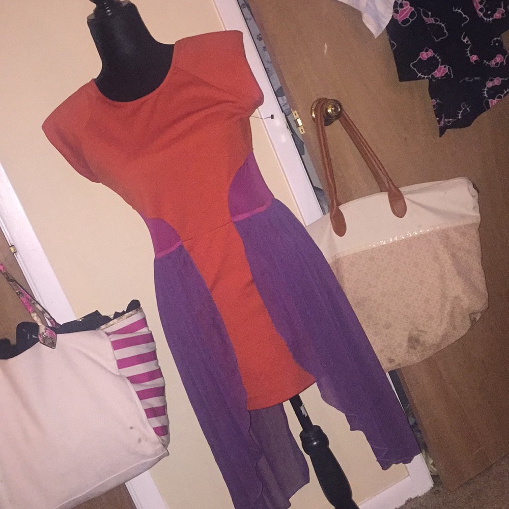 Dress (Akira)